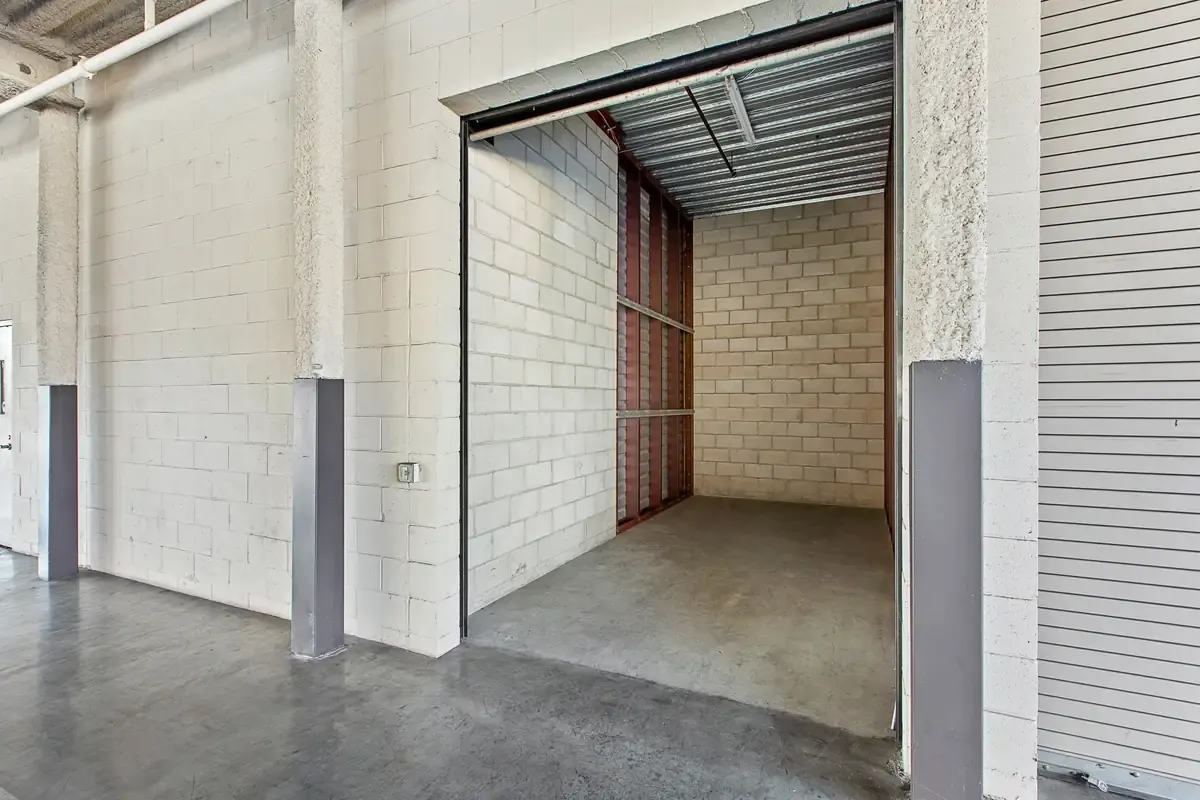 Internal storage unit